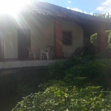 Готель Sitio Cantinho Da Paz Кашуейрас-ді-Макаку Екстер'єр фото